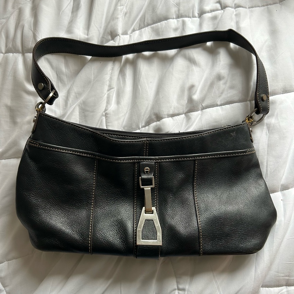 Etienne Aigner Black Women’s Leather Shoulder Bag